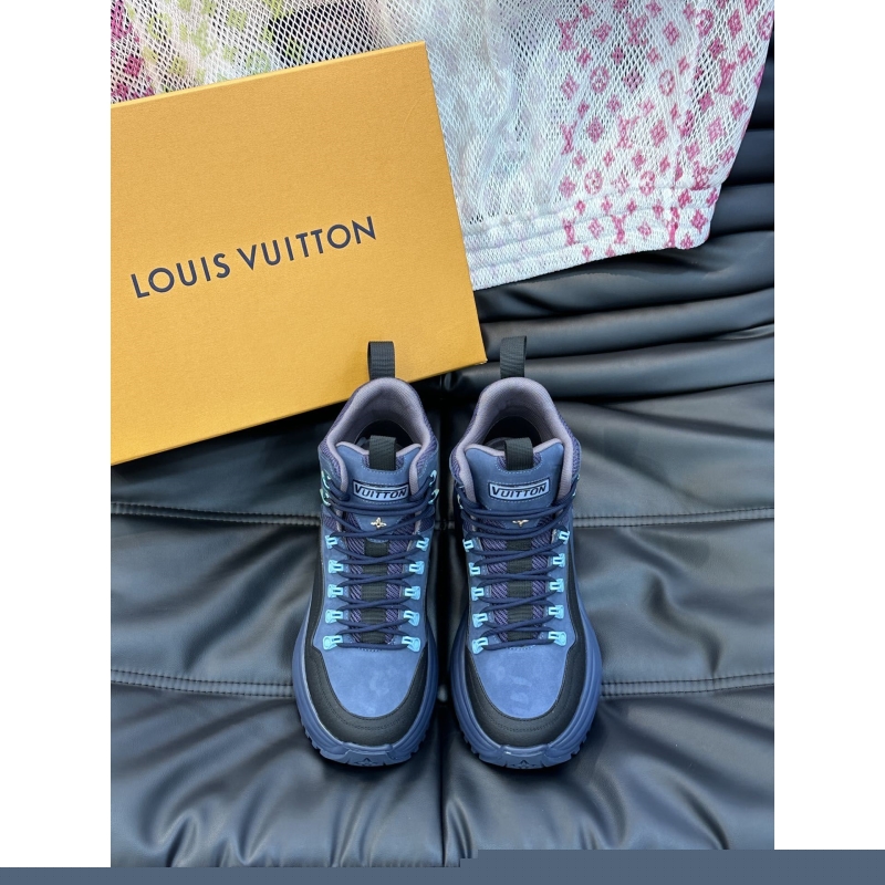 l**is V*t*n sneakers